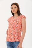 Perla Blanca Red Camouflage Patterned Breastfeeding Maternity T-shirt with Shoulder Detail